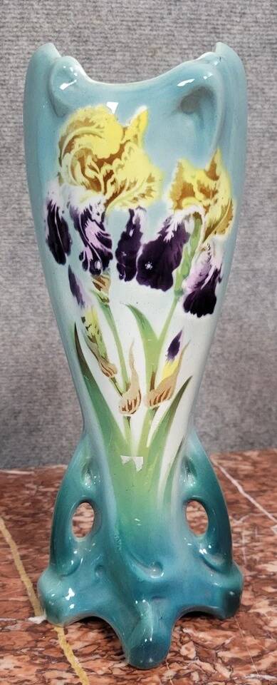 Saint Amand : paire de vases en céramique époque Art Nouveau vers 1900