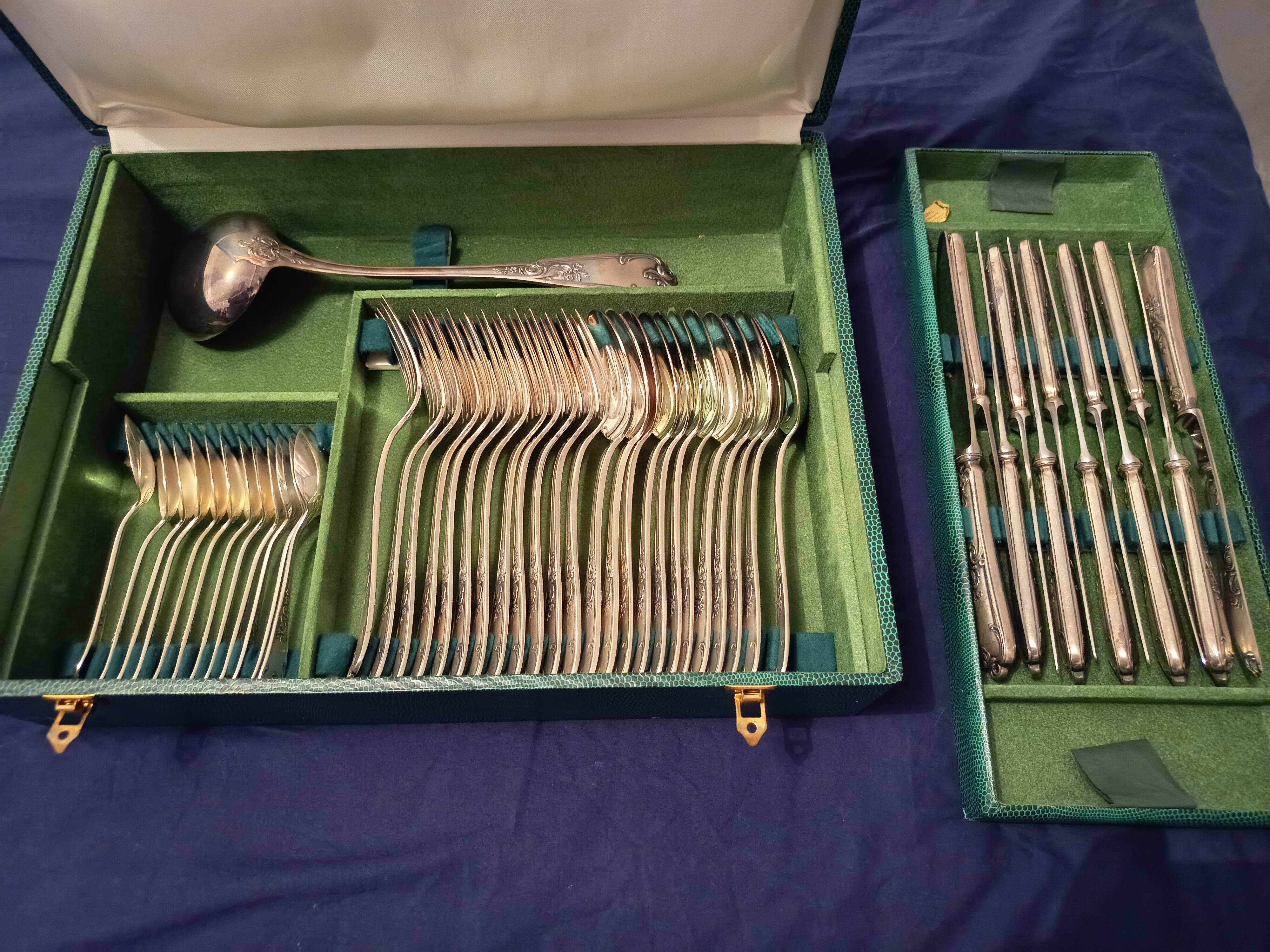 Antique silver-plated flatware set. Complete service for 12 people.