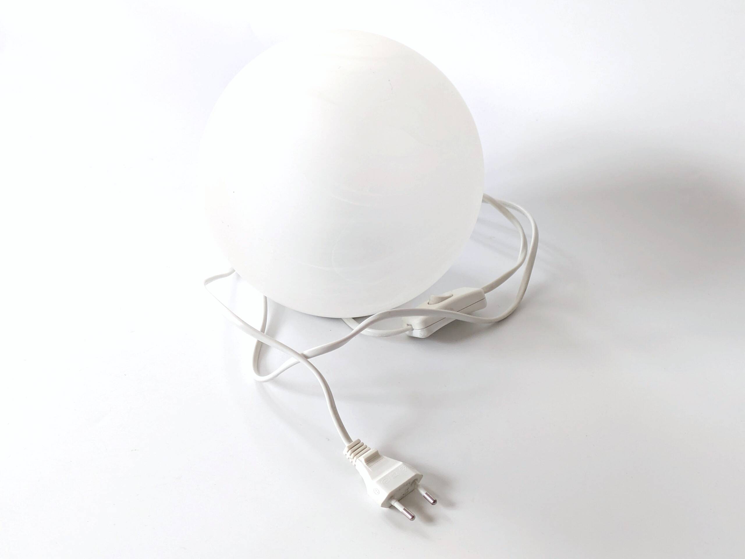 Lampe boule vintage Honsel en verre dépoli, effet lune