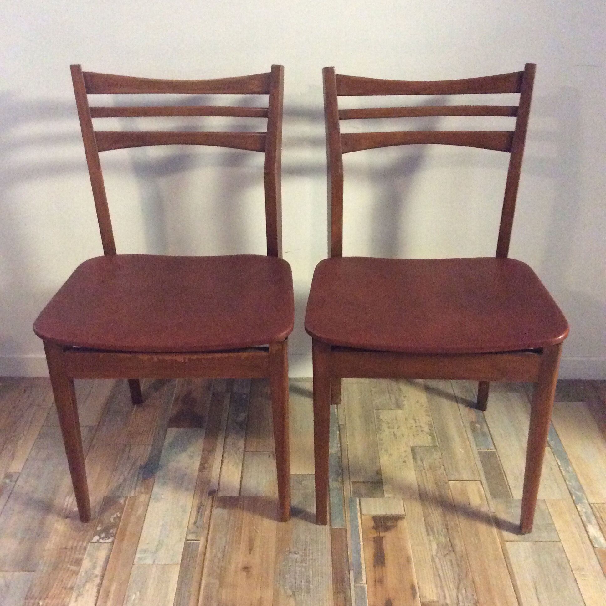 Paire de chaises scandinaves des années 60