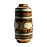 Ceramic vase, 70