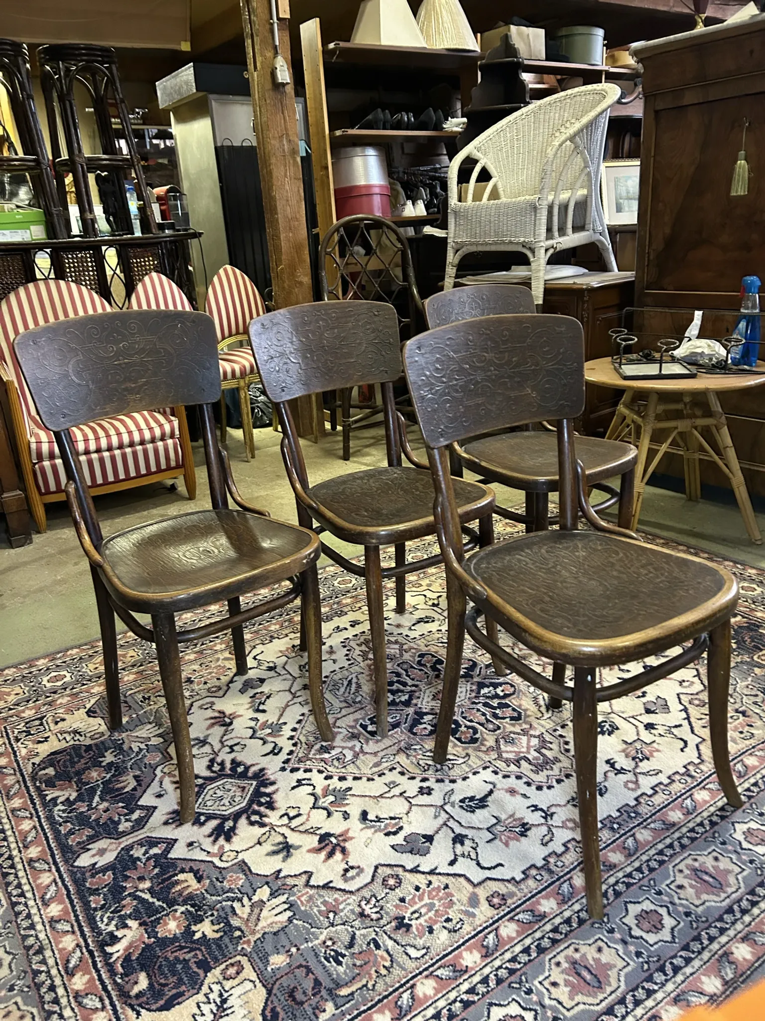 Set of 4 thonet chairs