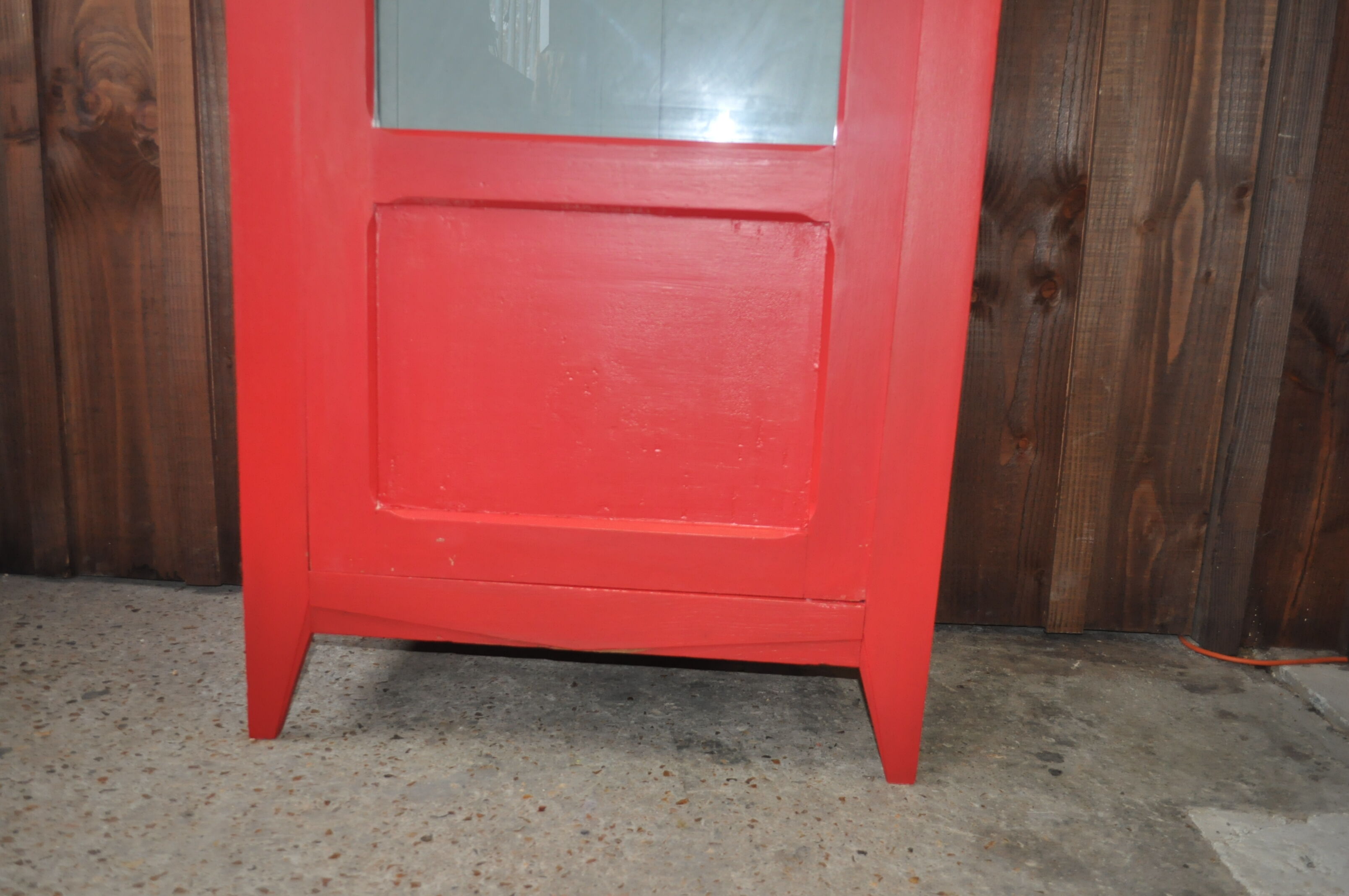 Vintage red showcase