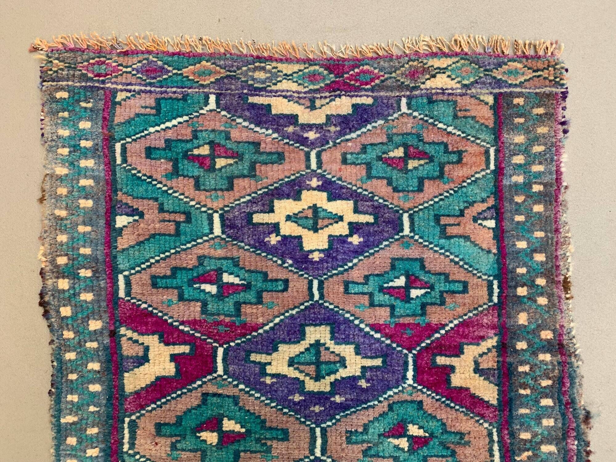 Small vintage turkish rug 91x52 cm, short runner, tribal, shabby, mini carpet