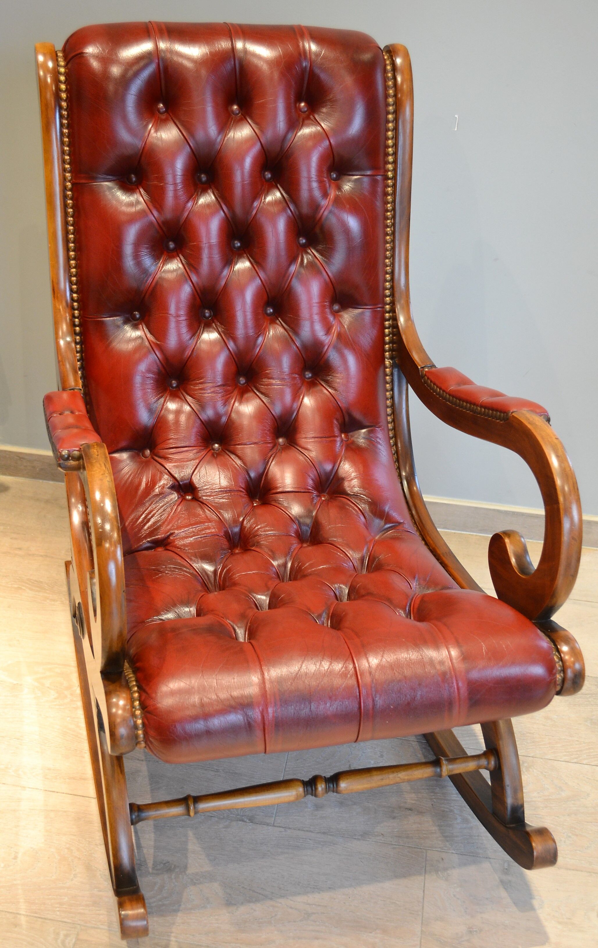 Rocking chair chesterfield