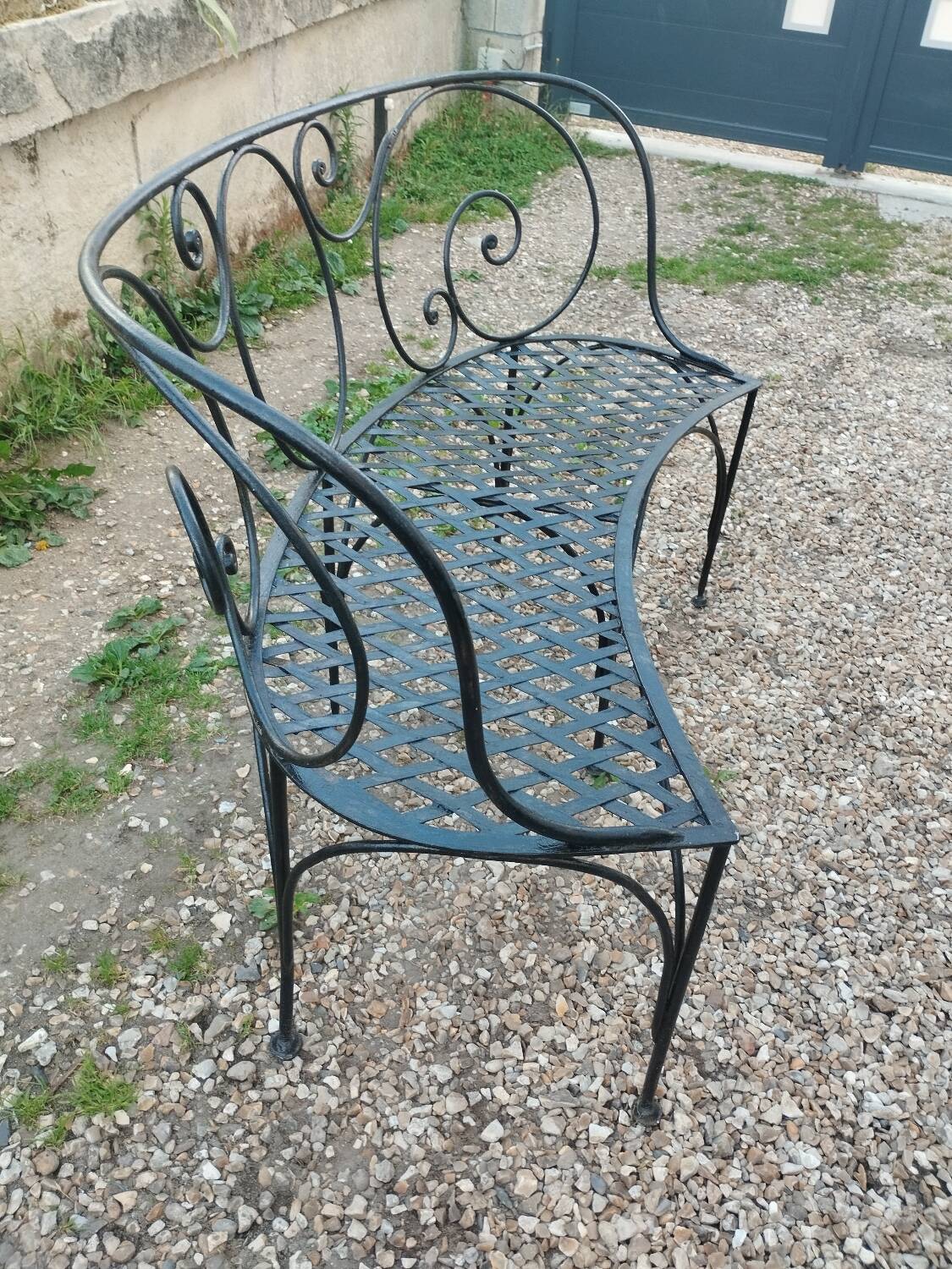 Banc de jardin en fer ancien