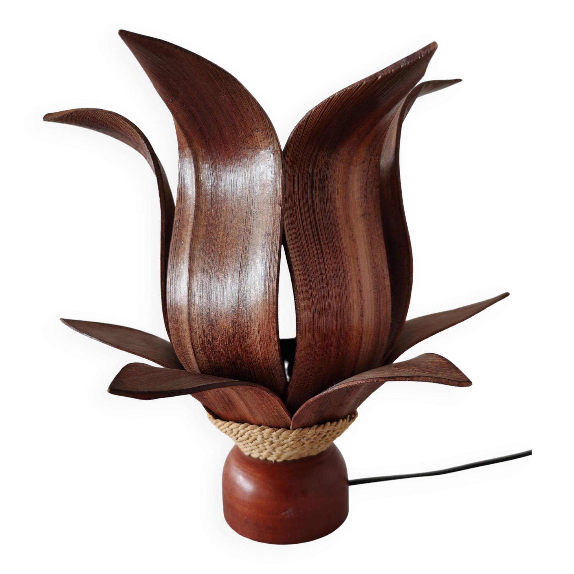 Lotus palm shell bedside table lamp