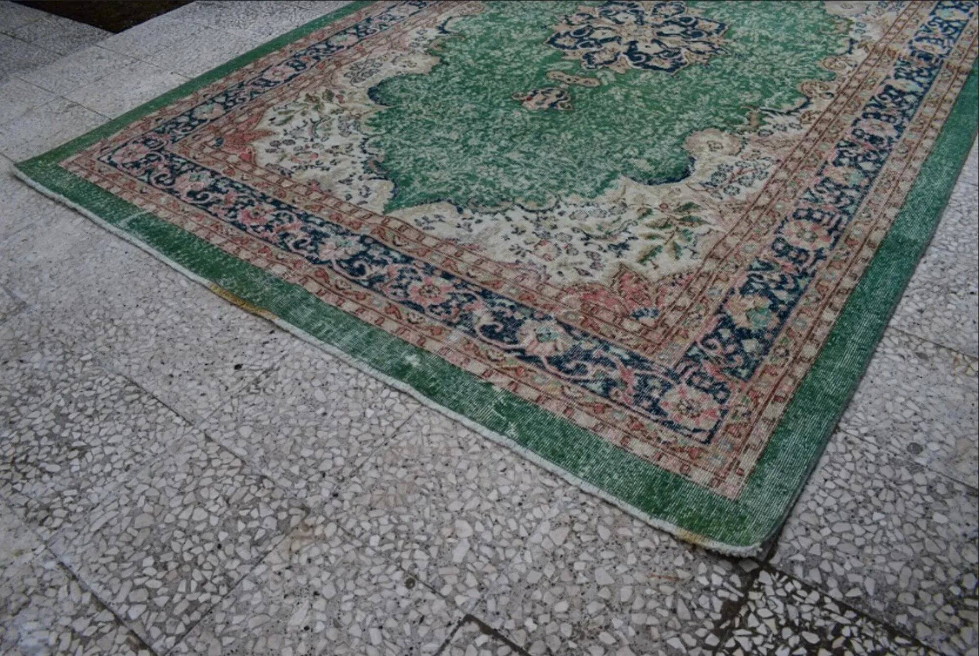 Vintage Turkish Oushak rug 210x342 cm