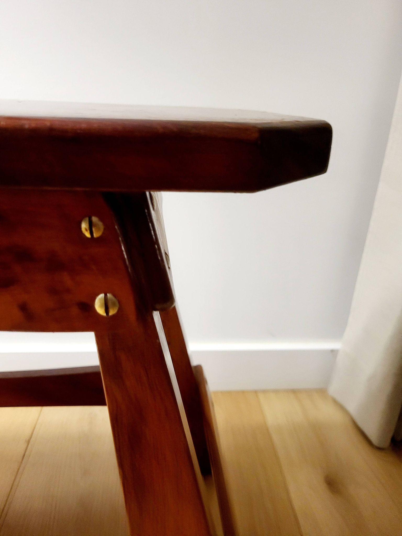 Vintage houten authentiquek zitbankje, 70 cm