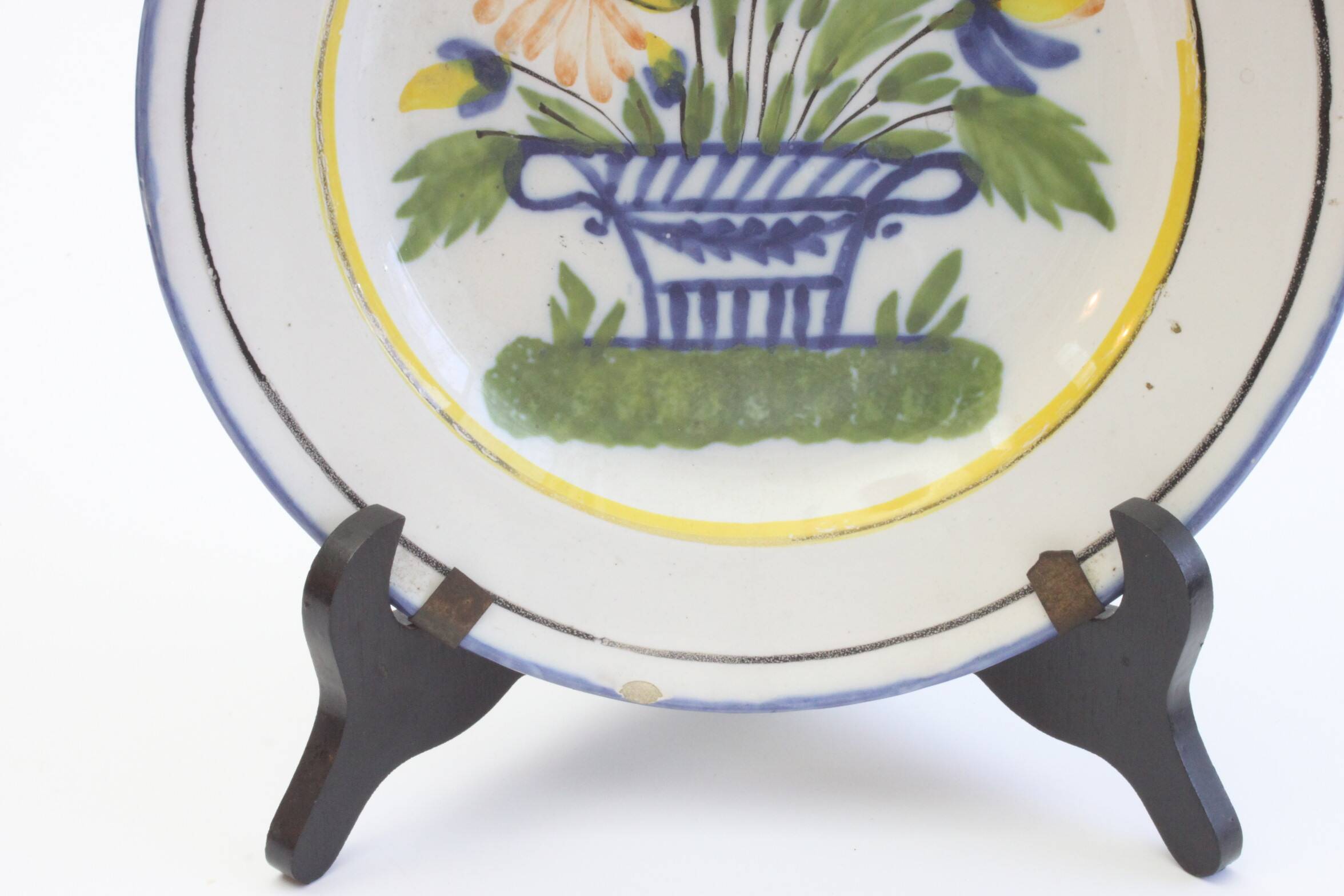 Antique plate in faience, 19th