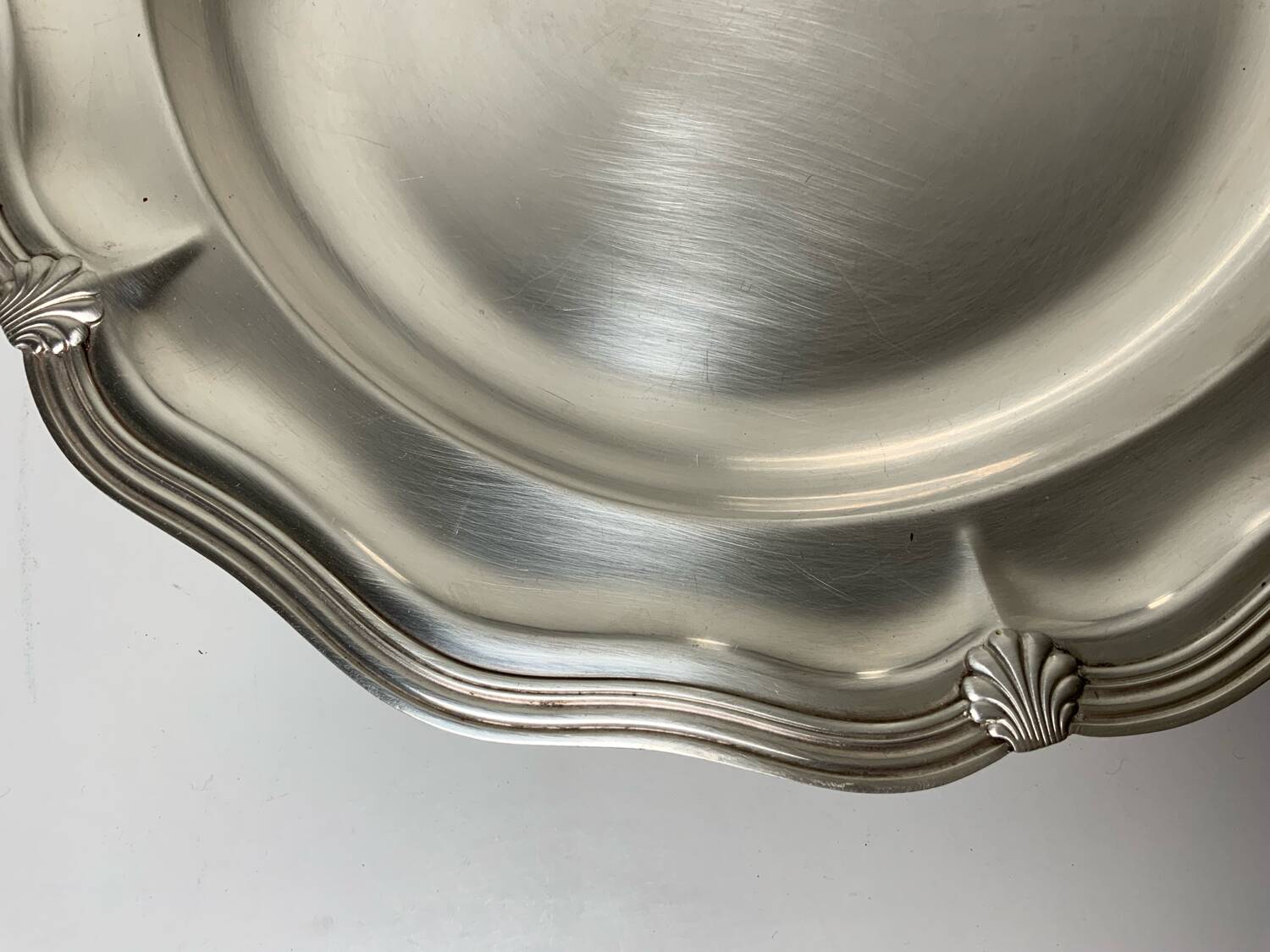 Round silver metal dish