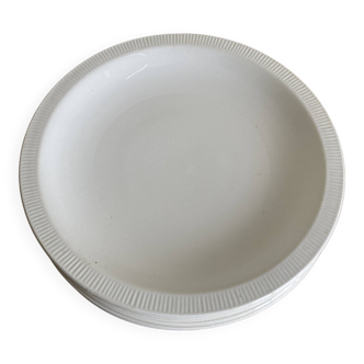 Set of 7 modernist flat plates Lunéville 1930 white earthenware