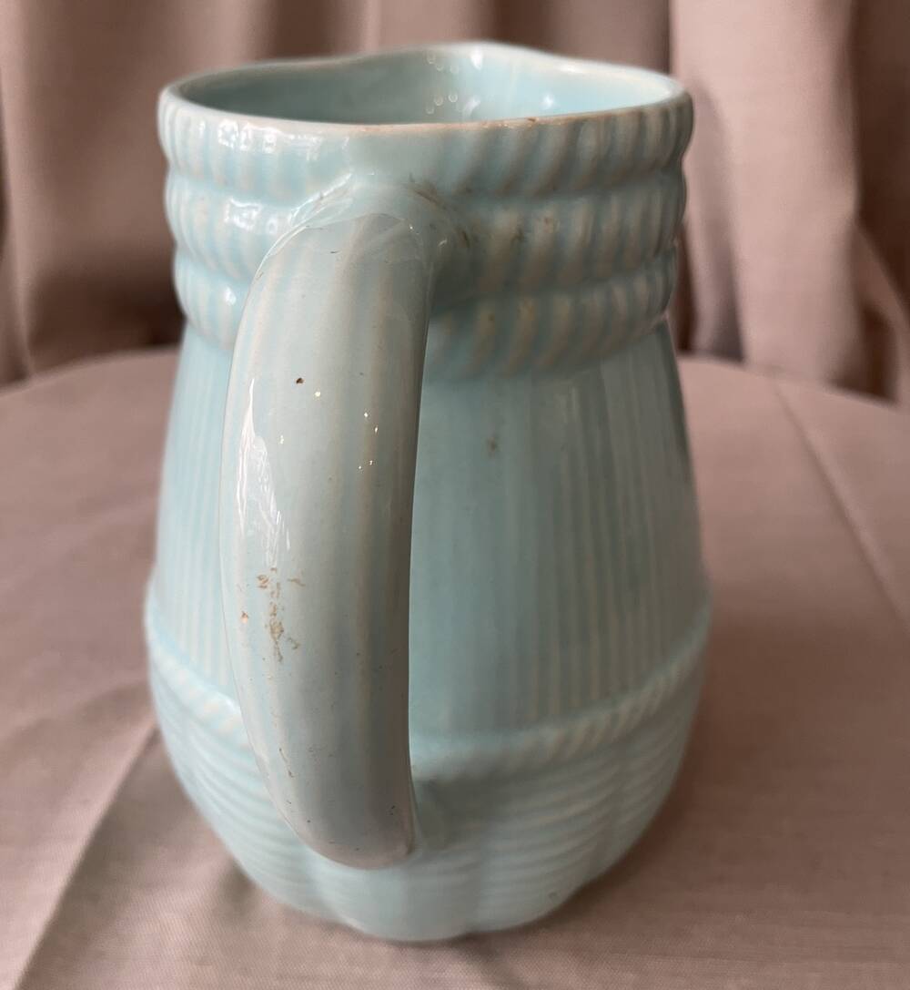 Turquoise blue barbotine pitcher st clement willow model