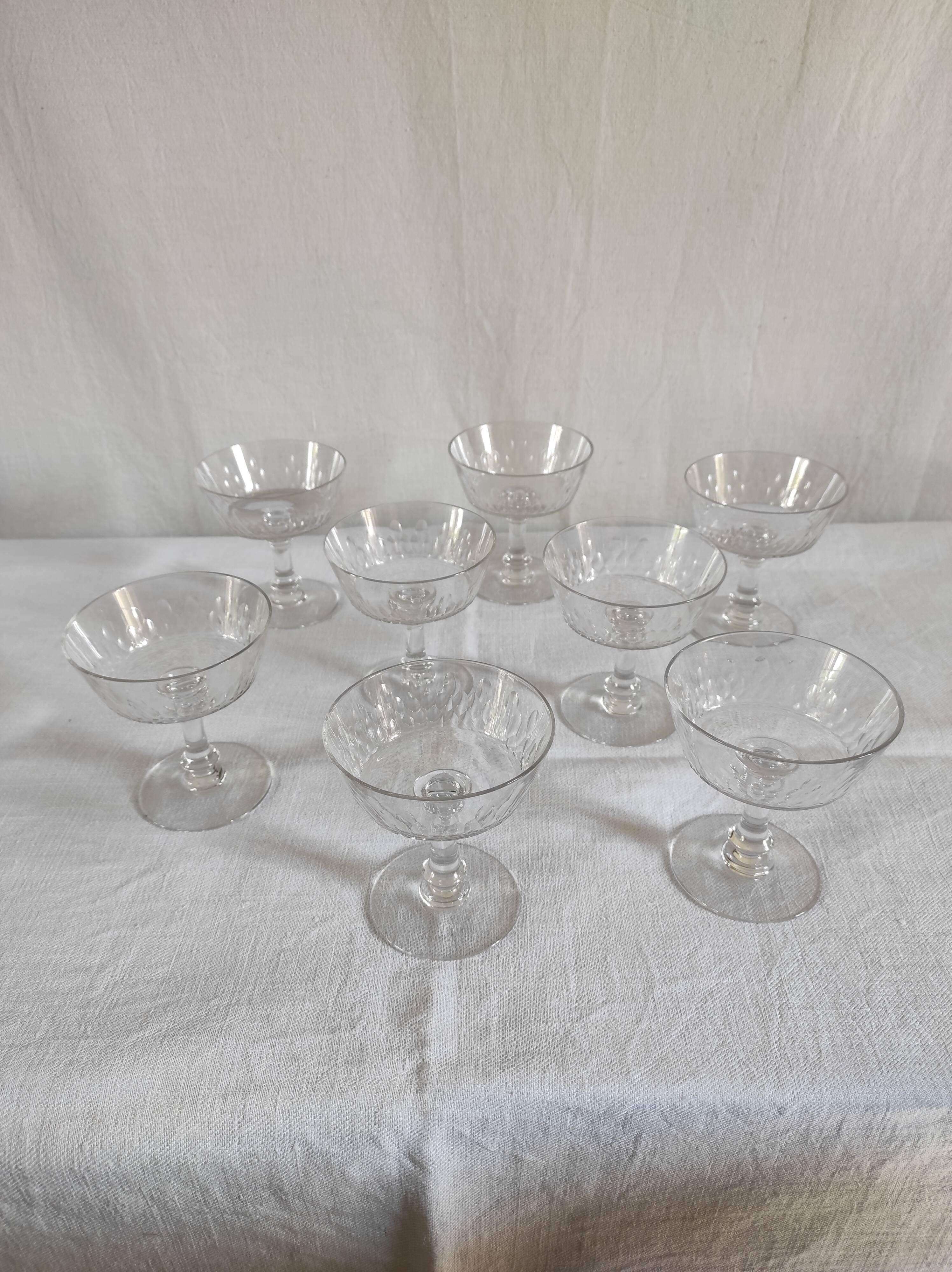8 glasses of Baccarat Richelieu crystal champagne