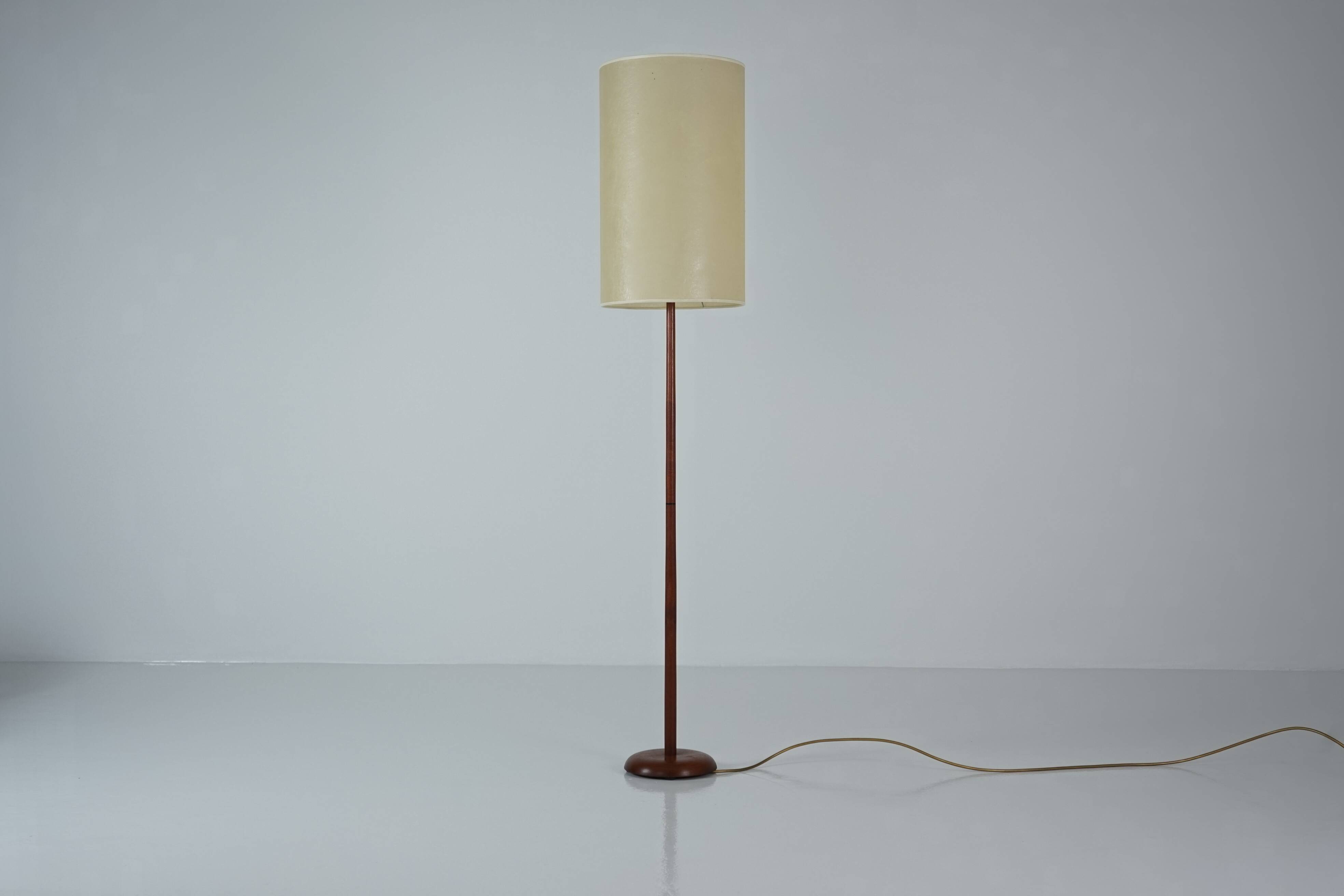 Mid-Century Modern Teak Floor Lamp with Fiberglass Lampshade, 1960s