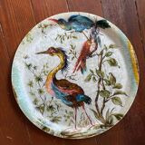 Round fiberglass bird tray.