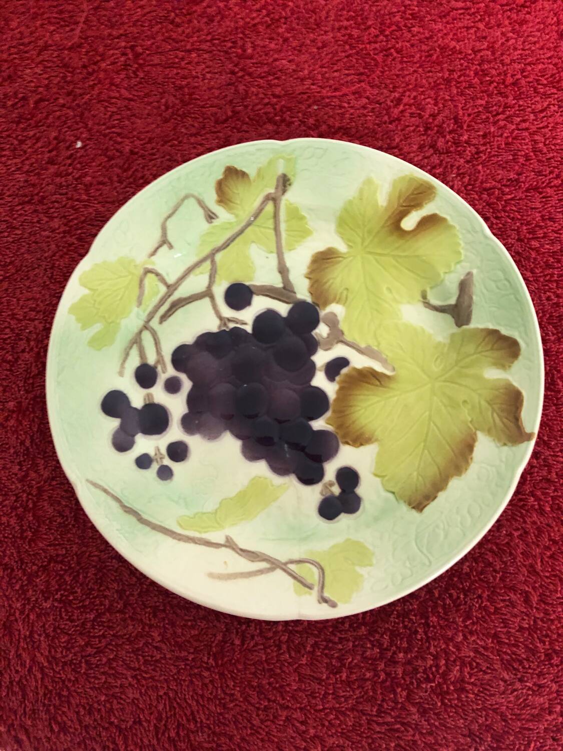 Assiette a dessert en barbotine