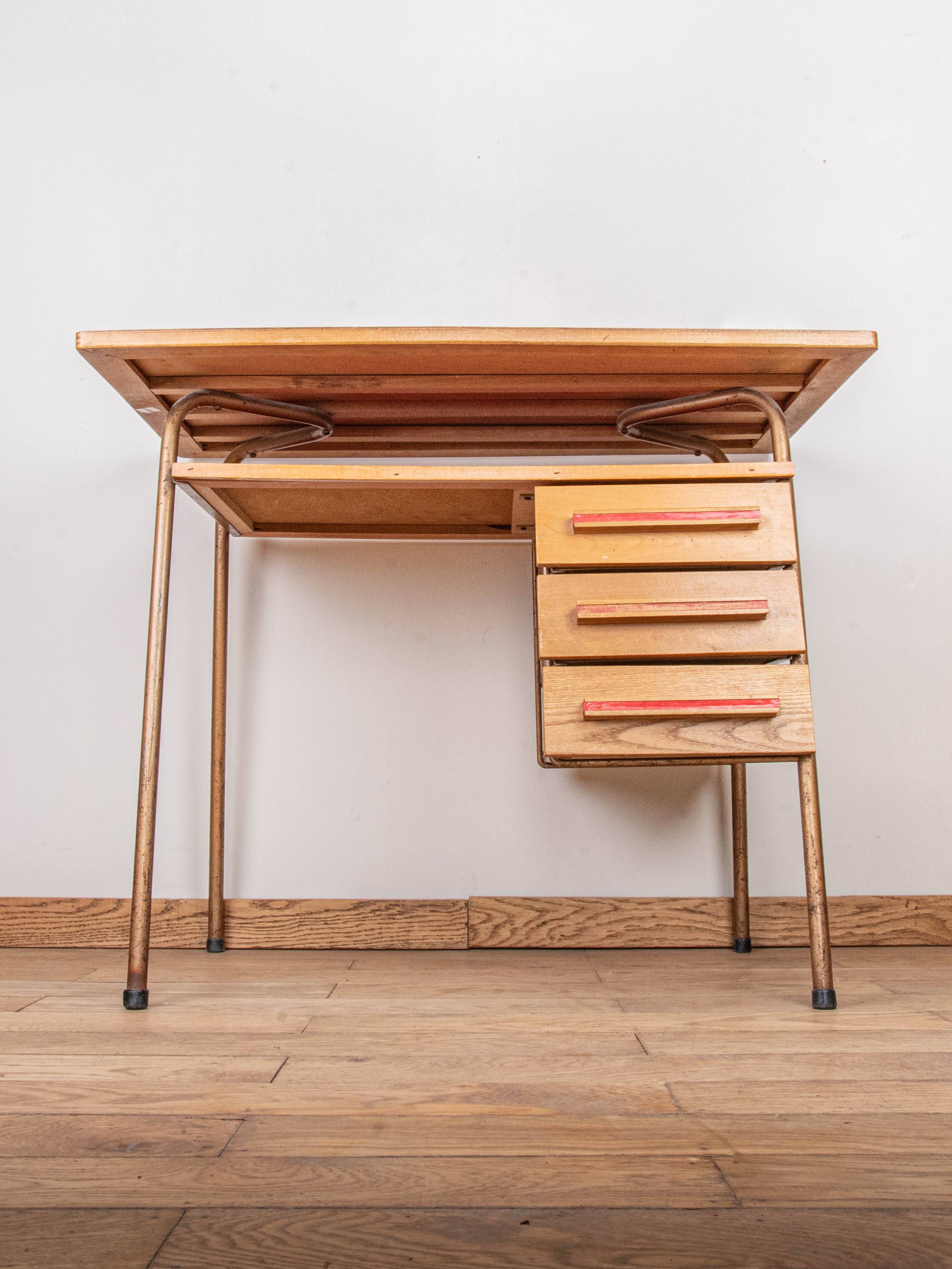 Children's desk