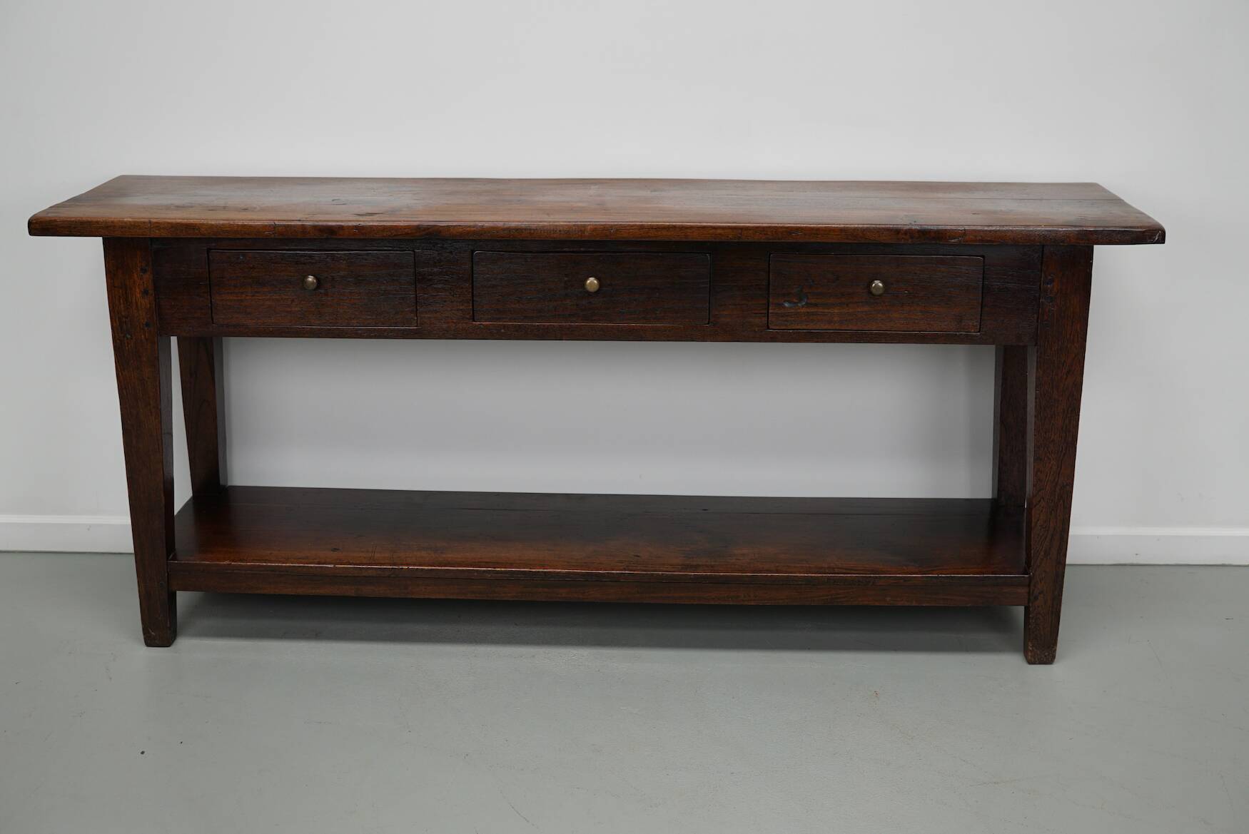 Table d'appoint rustique de style colonial néerlandais antique en teck/chêne