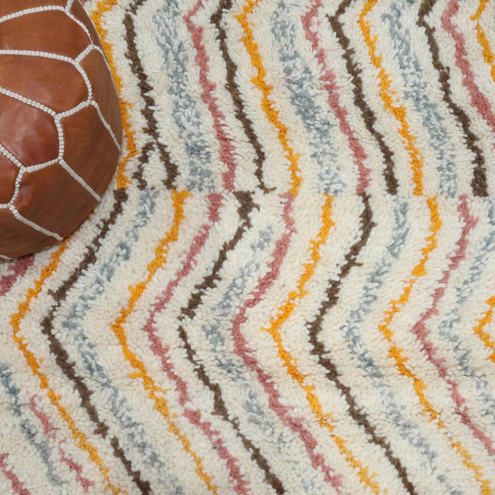 Handmade wool Berber rug 332 X 195 CM