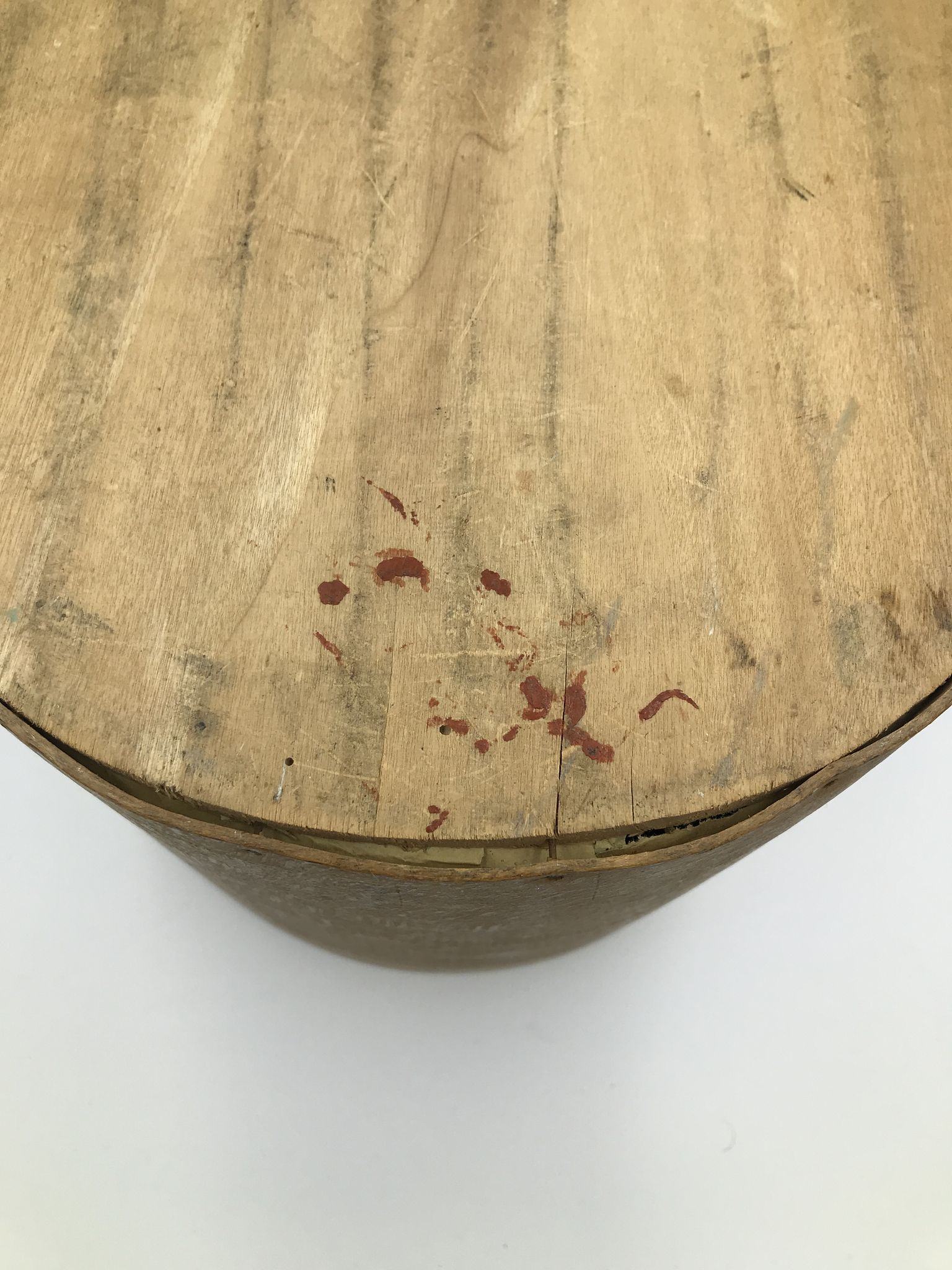 Vintage vintage wooden hat box 1850