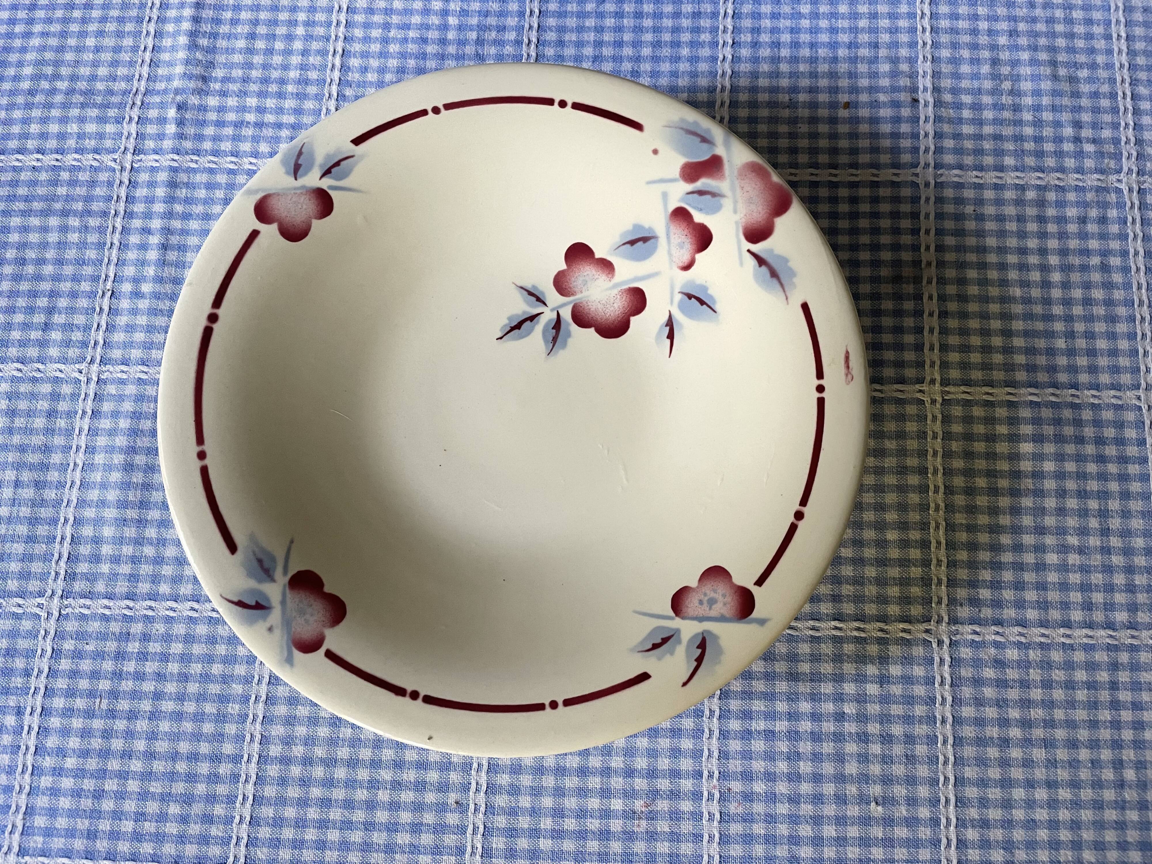 St Amand piedouche dish Nigeria model