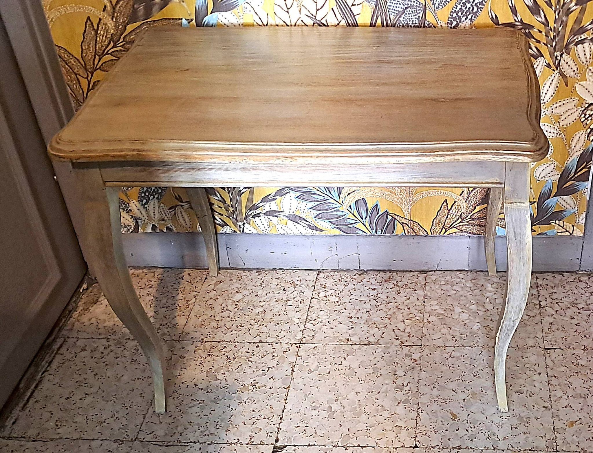 Rectangular coffee table in solid wood, painted and patinated with gold, 1950s