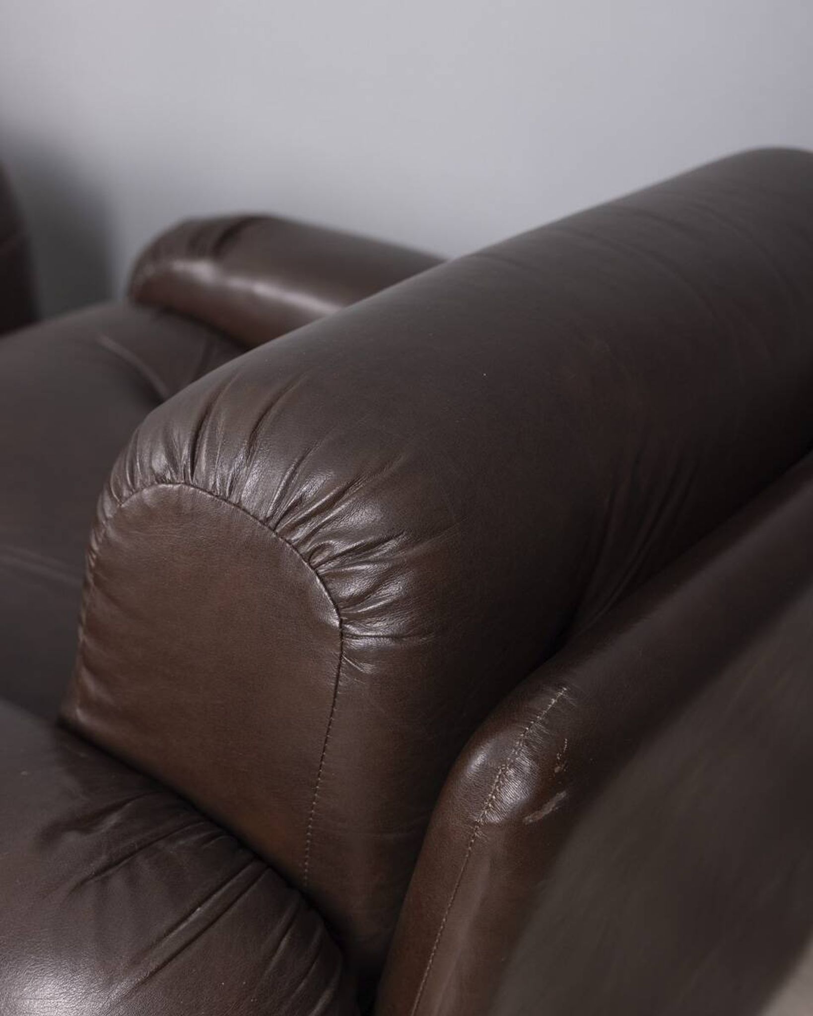 Pair of vintage 1970s brown leather armchairs designed by Ceriotti