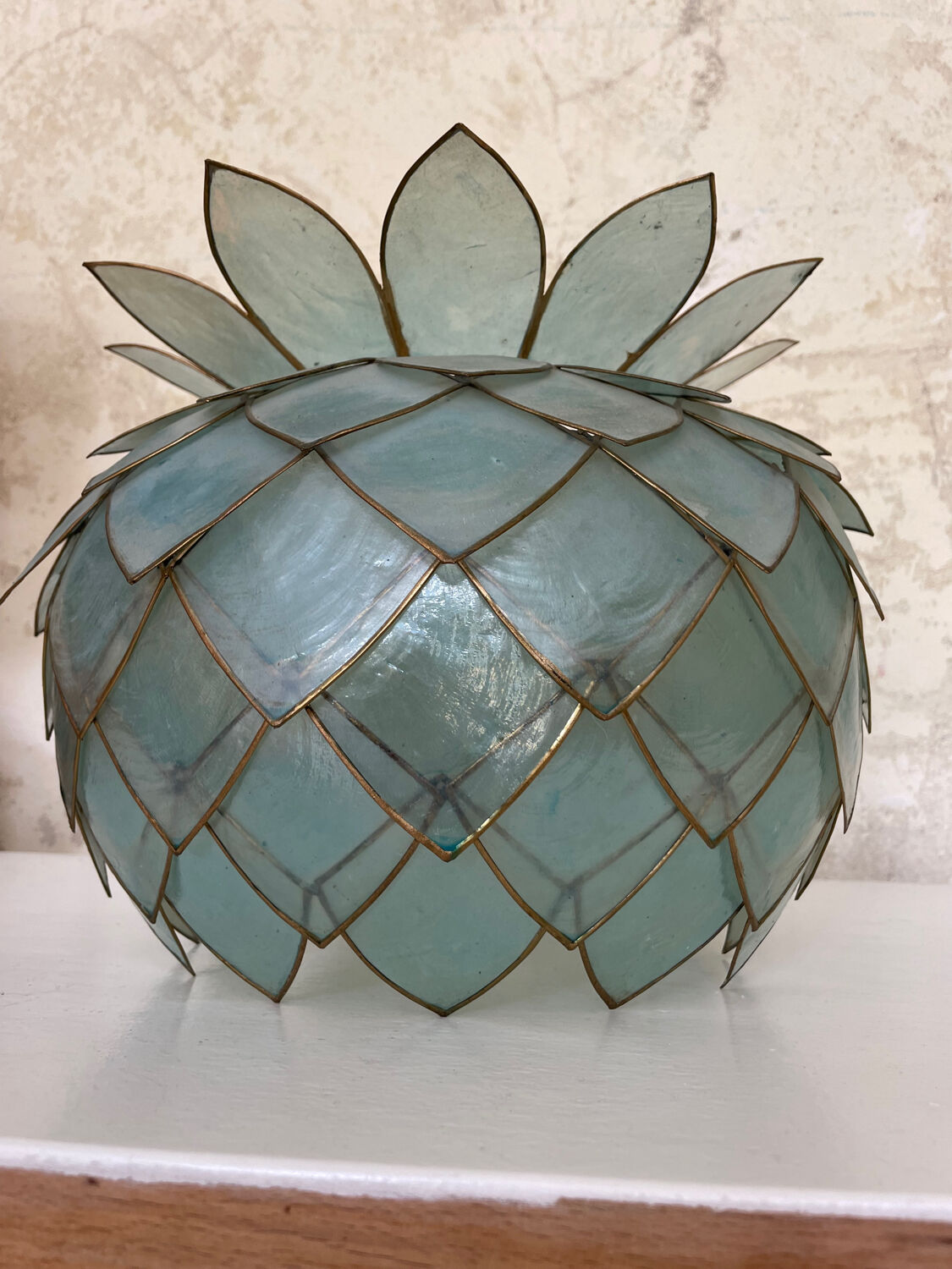 Abat-jour en nacre vintage