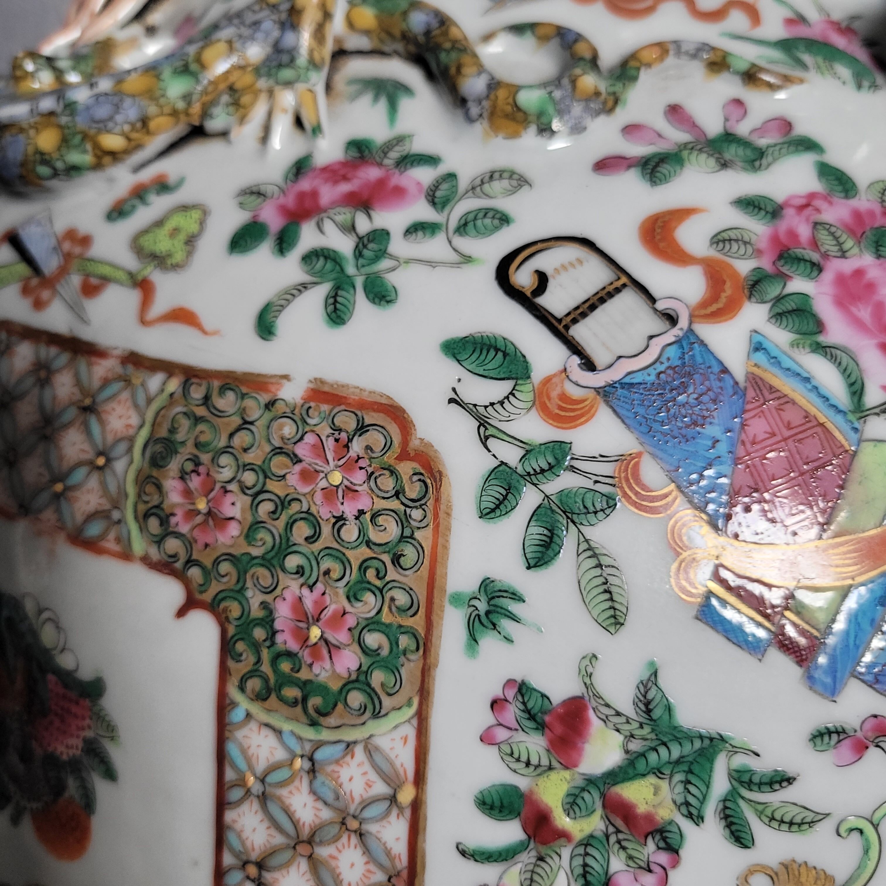 Very large Chinese vase (92 centimeters)