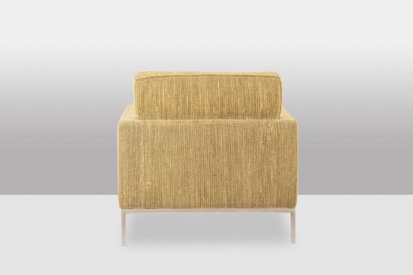 Florence Knoll, pour Knoll. Canapé et paire de fauteuils. Années 1960-70.