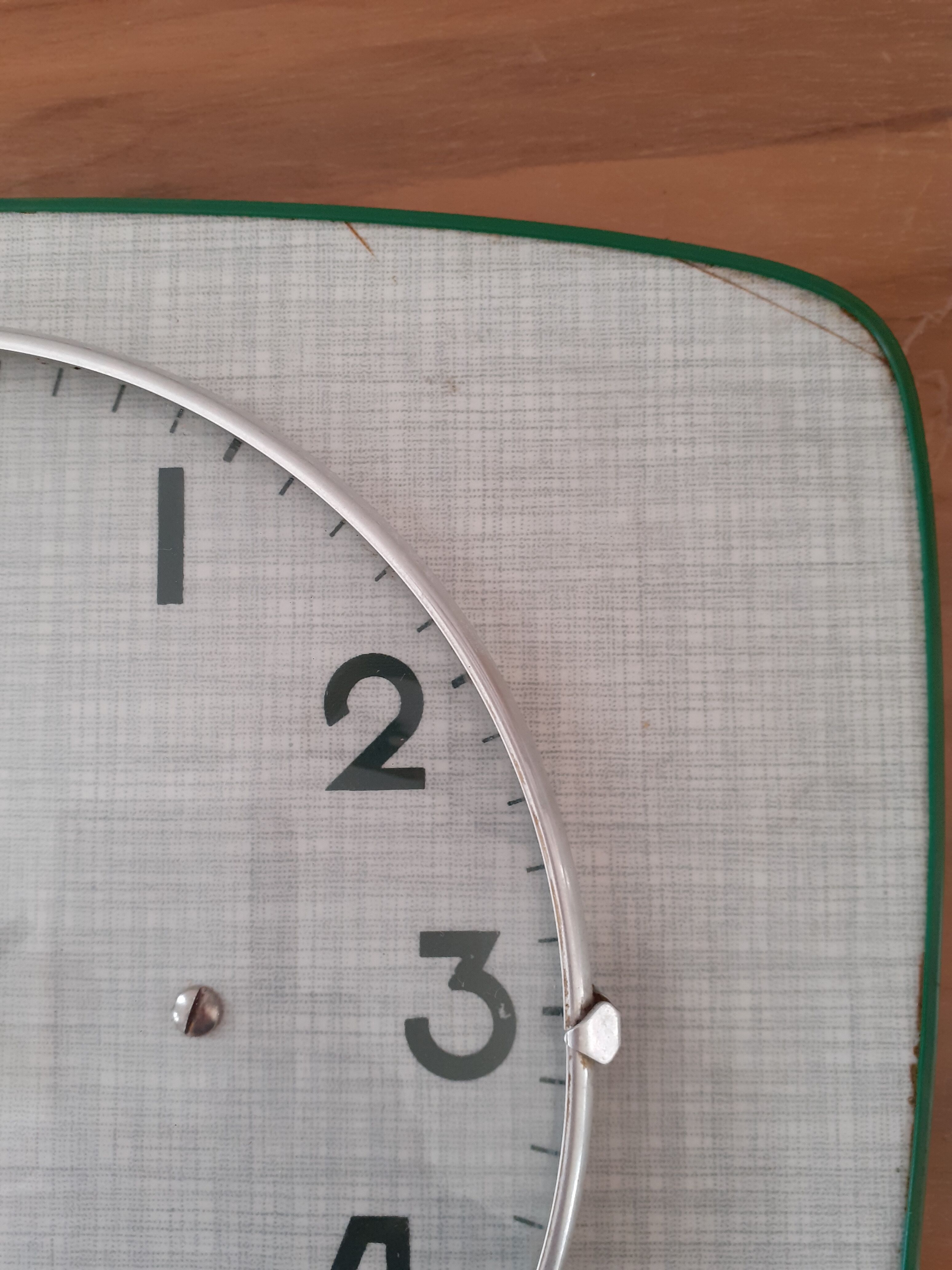 Horloge en formica Japy