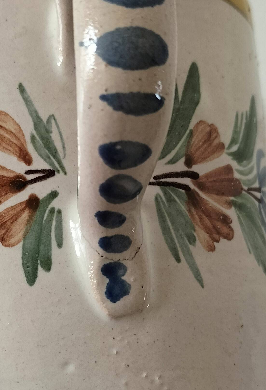 Antique Quimper Henriot jug-cup peasant style circa 1900.