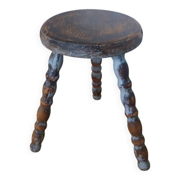 Tabouret tripode Wabi Sabi pieds perlés bobine