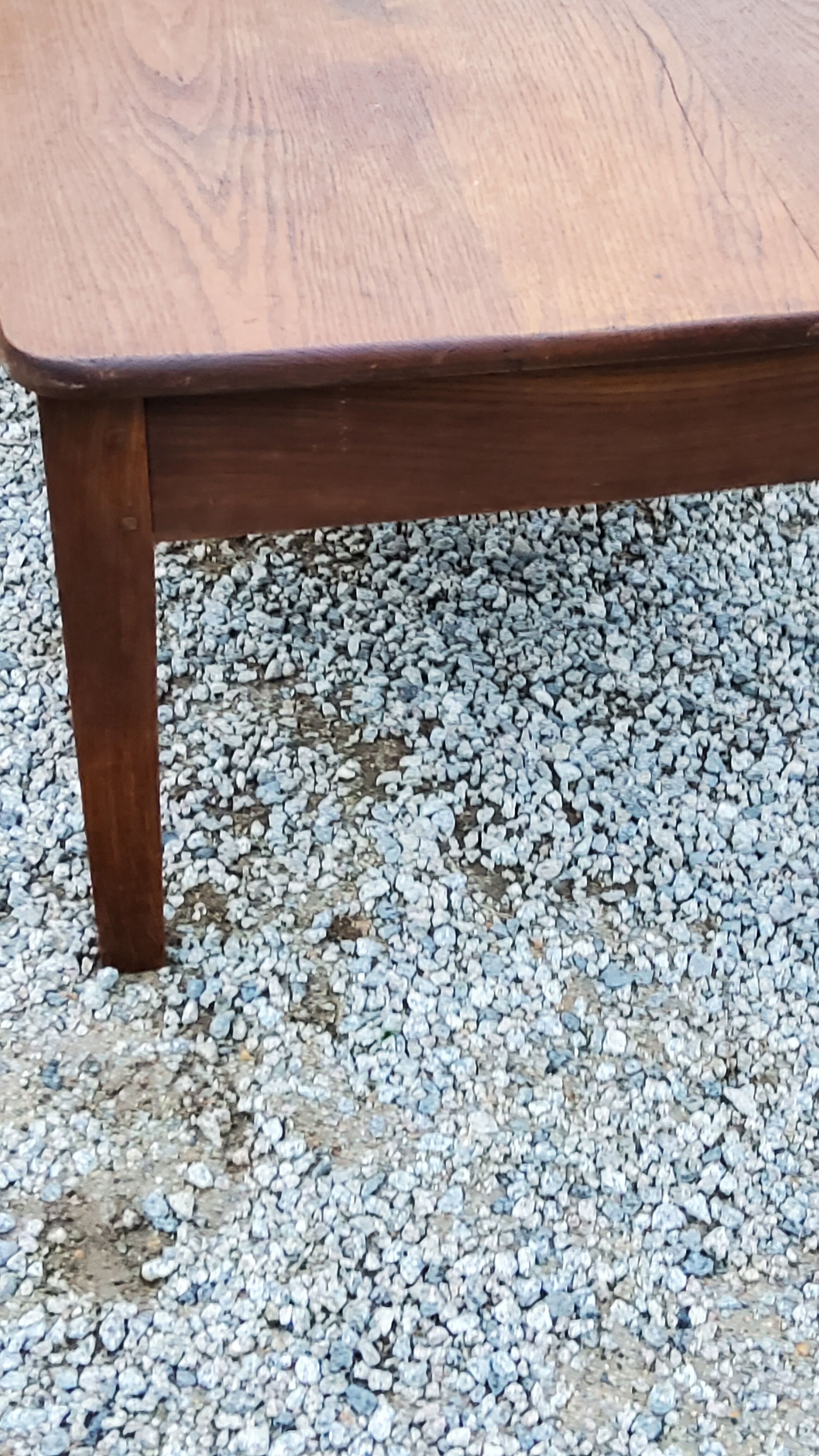Oak farmhouse coffee table 1 drawer nineteenth century feet bobbins