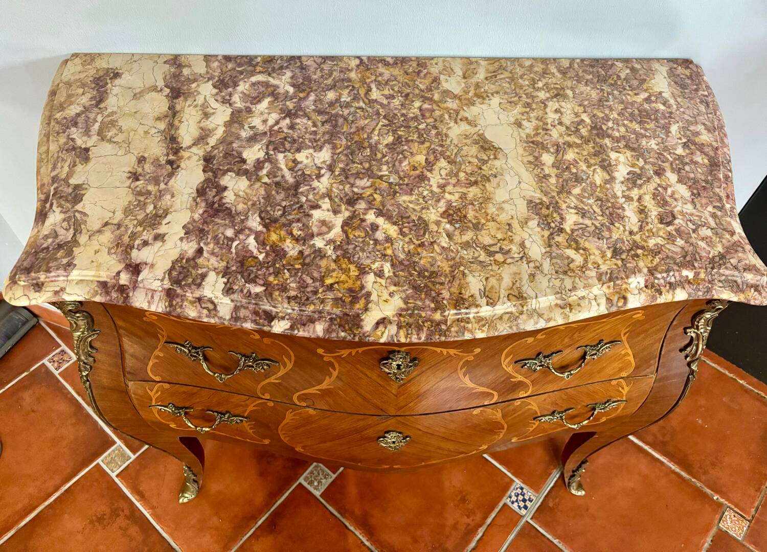 commode de style Louis XV