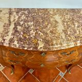 commode de style Louis XV