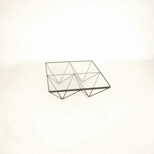 Table basse Alanda 18′ par Paolo Piva