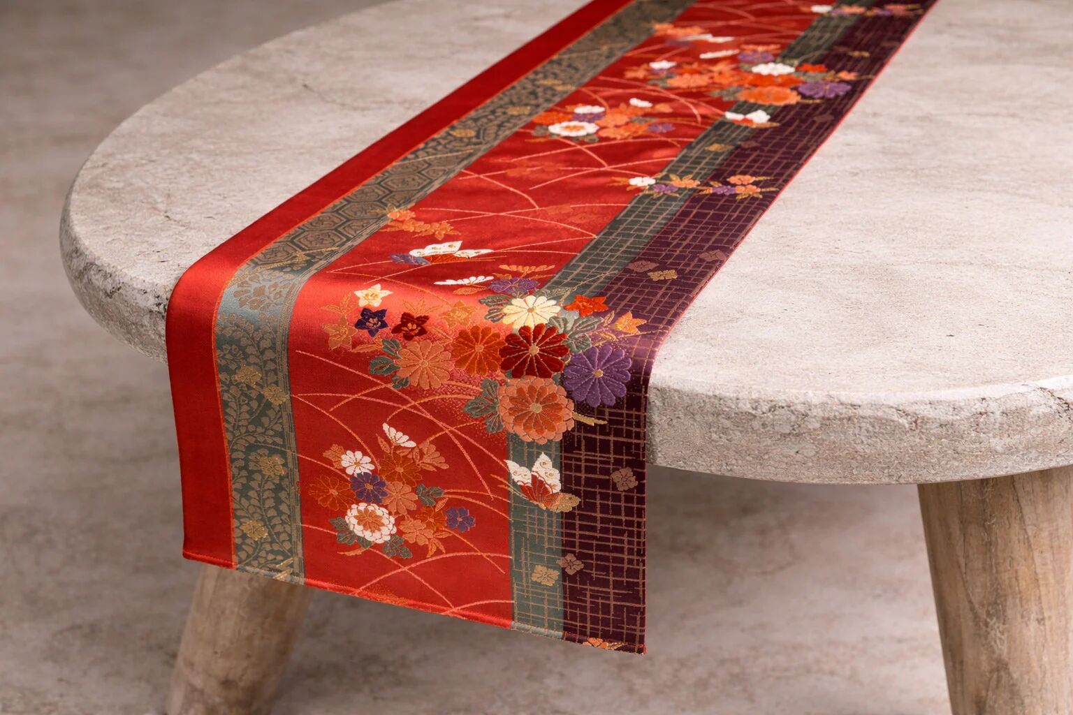 Imperial Garden Japanese silk table runner