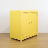Vintage storage unit