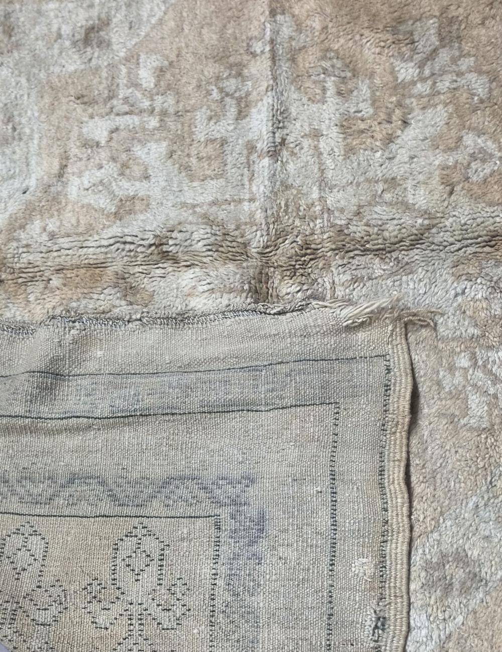 Vintage Moroccan Rug - 360 x 189 cm