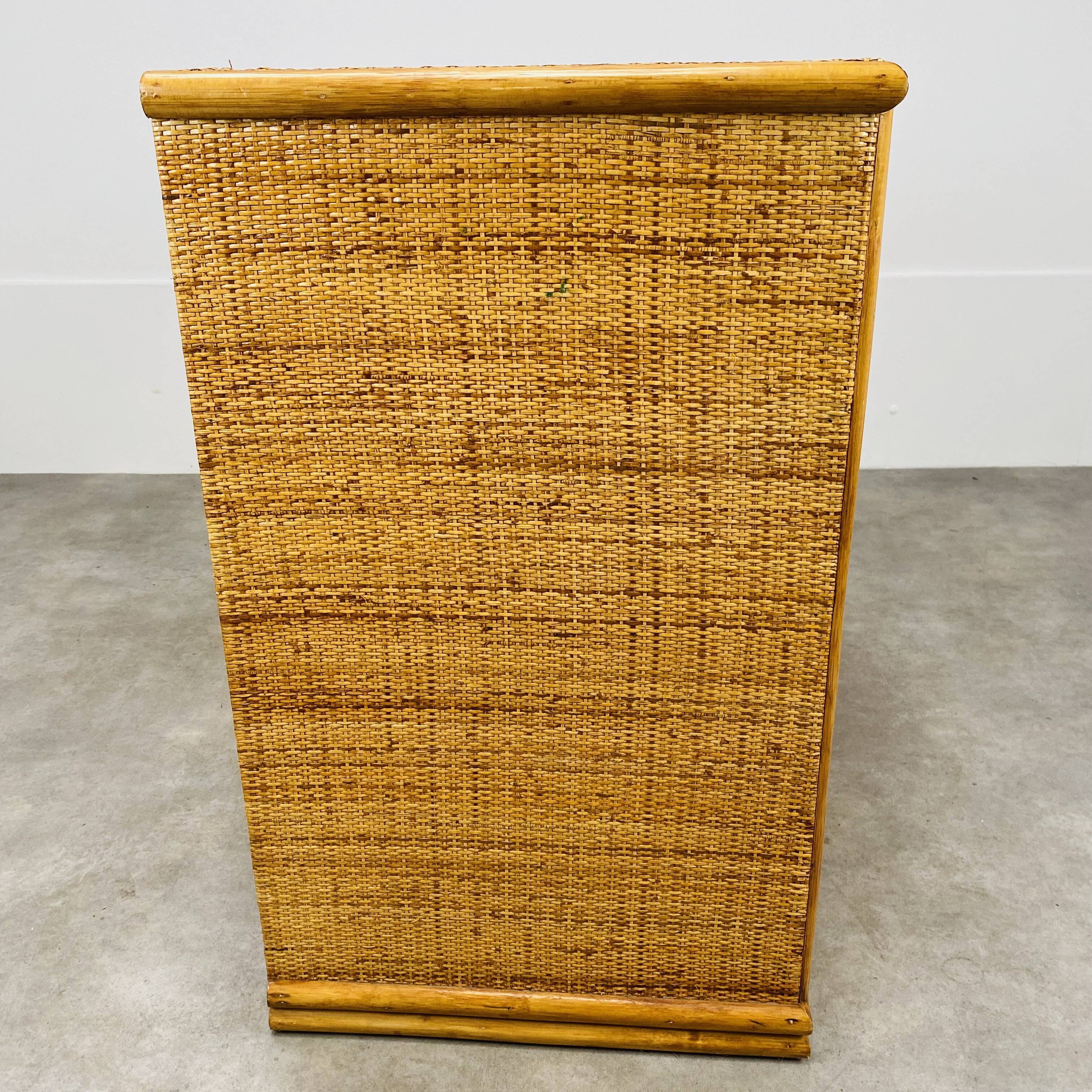 Commode rotin vintage