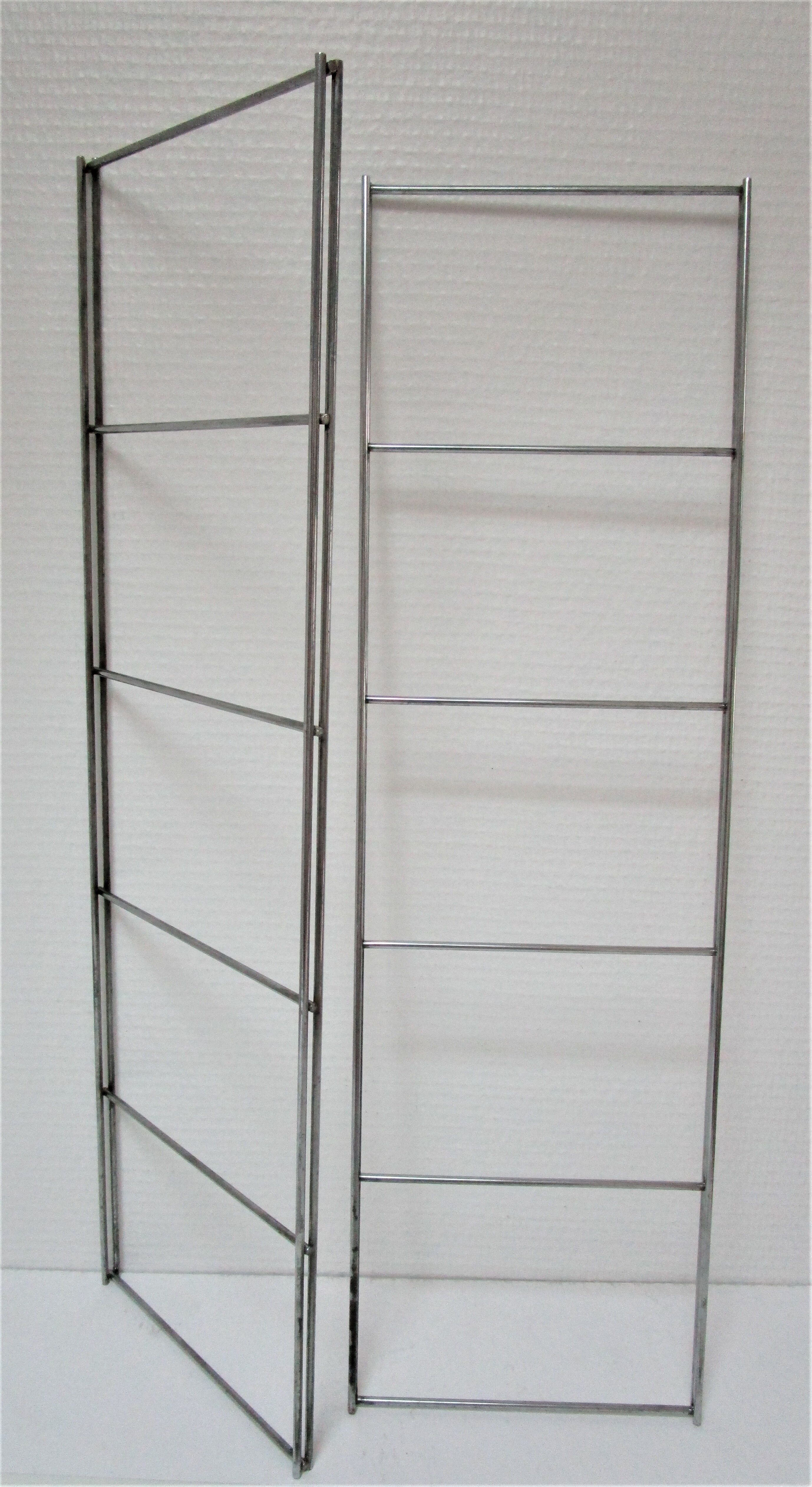 Étagère String métal blanc et acier années 60