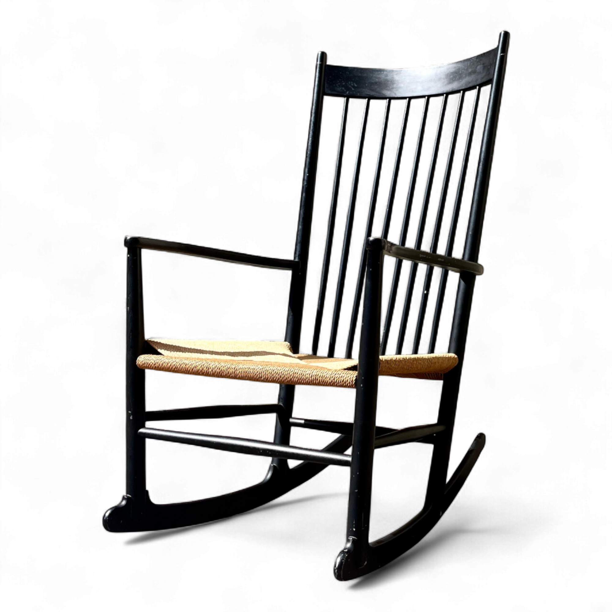 Rocking chair by Hans J. Wegner for FDB Møbler in 1960.
