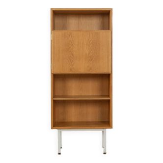 1960s Dresser, Omann Jun.