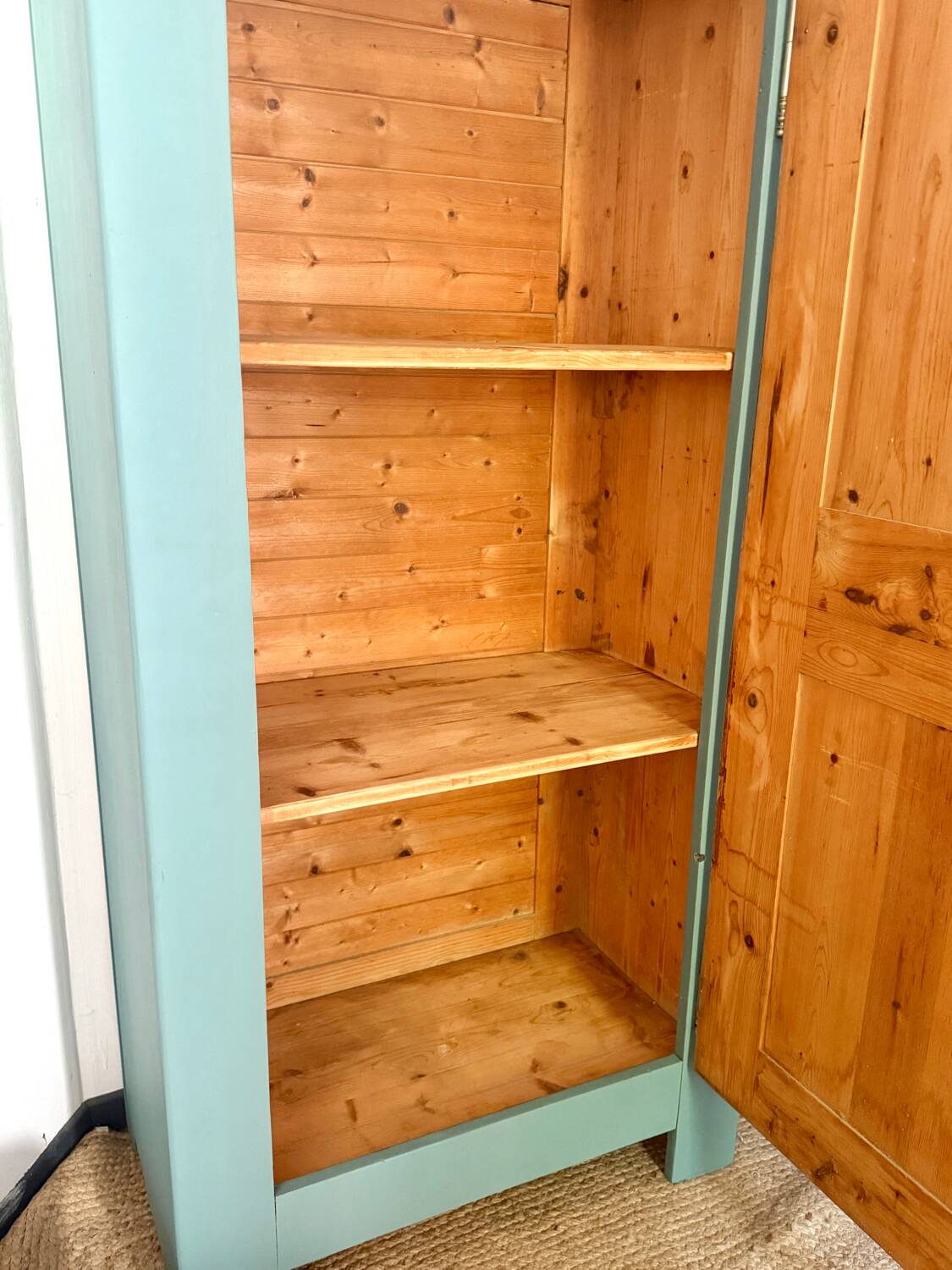 Solid wood cupboard