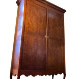Petite armoire de port en acajou XVIIIe siècle