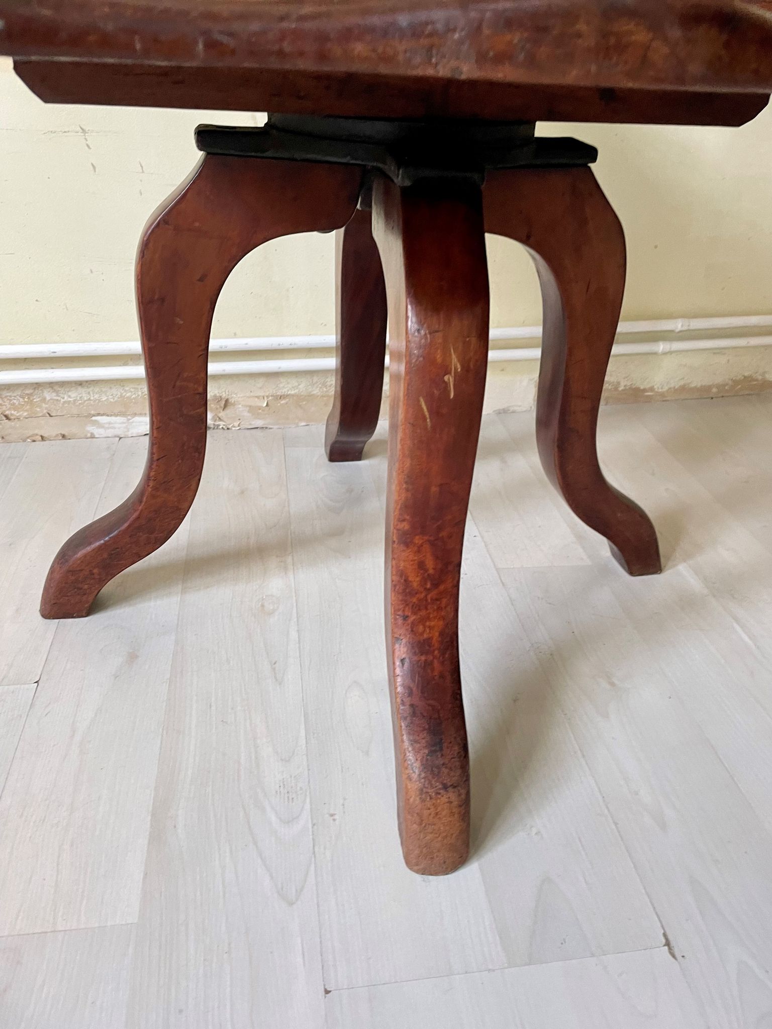 Sailor's armchair in swivel teak