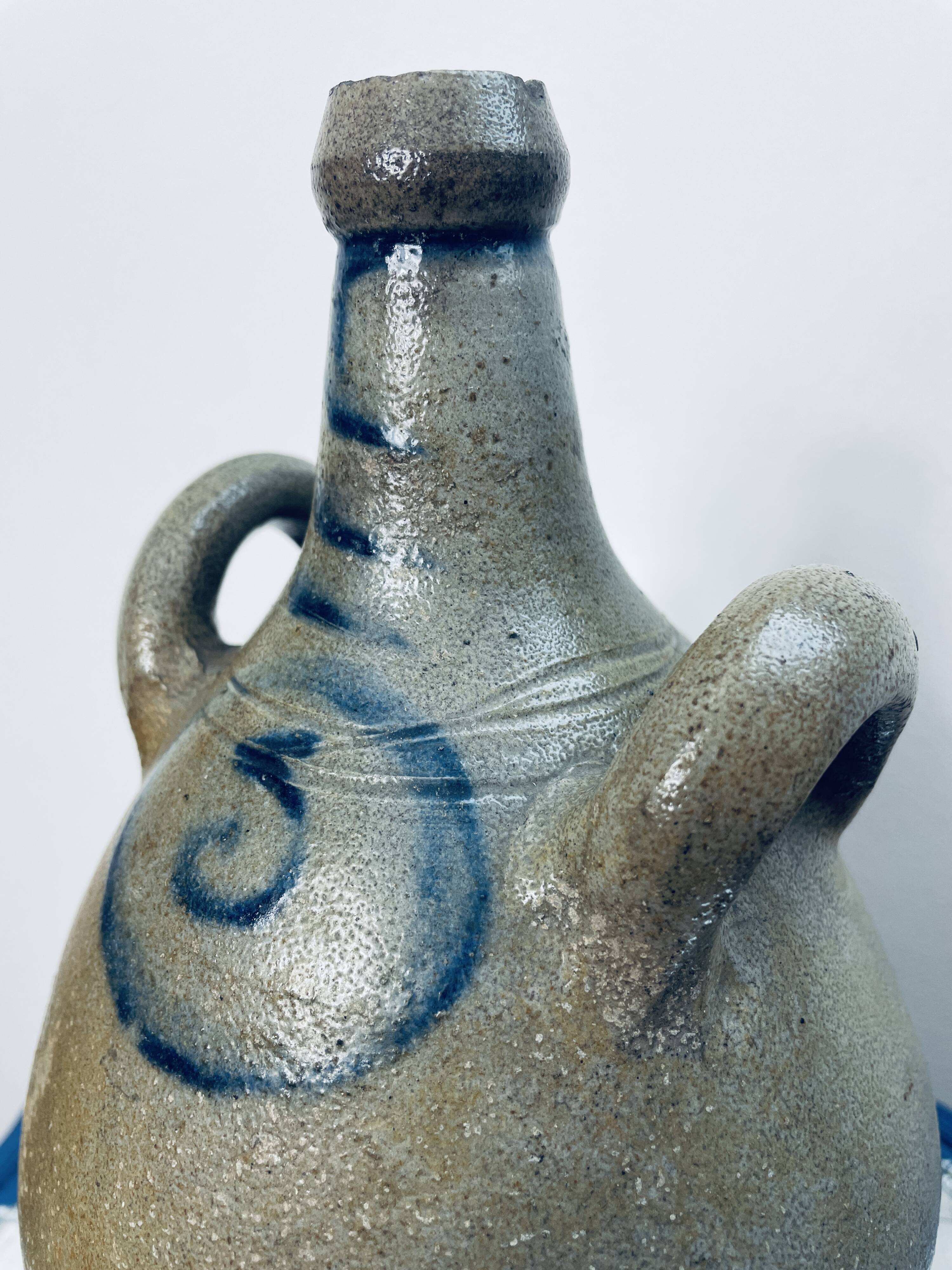 Grey stoneware jug of the botijo type, Spanish gargoulette
