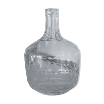 Carafe boule en verre moulé